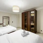 The Hospitable 2Bdr Apt 5 Min From Cai Airport